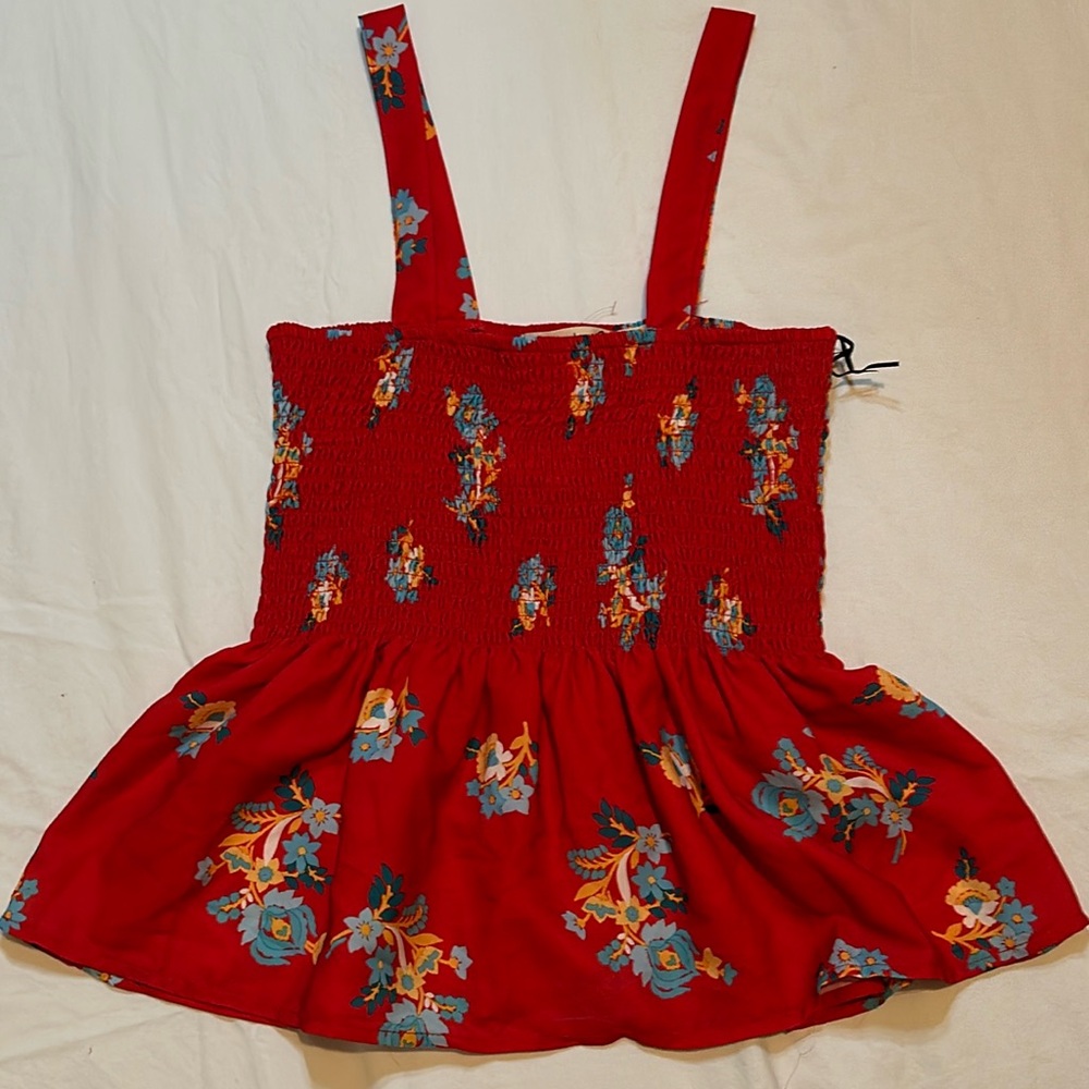 Medium Liberty Love smocked peplum tank in red floral